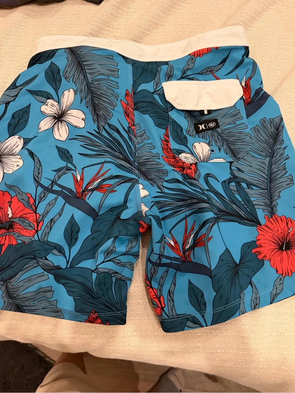 Hurley bold tropical